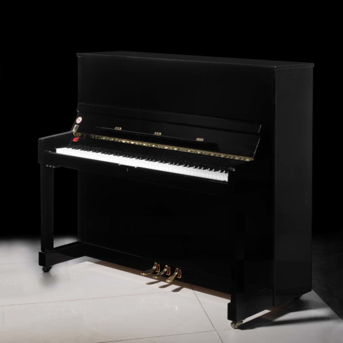 Пианино Petrof Higher P 125 M1 черное, полированное